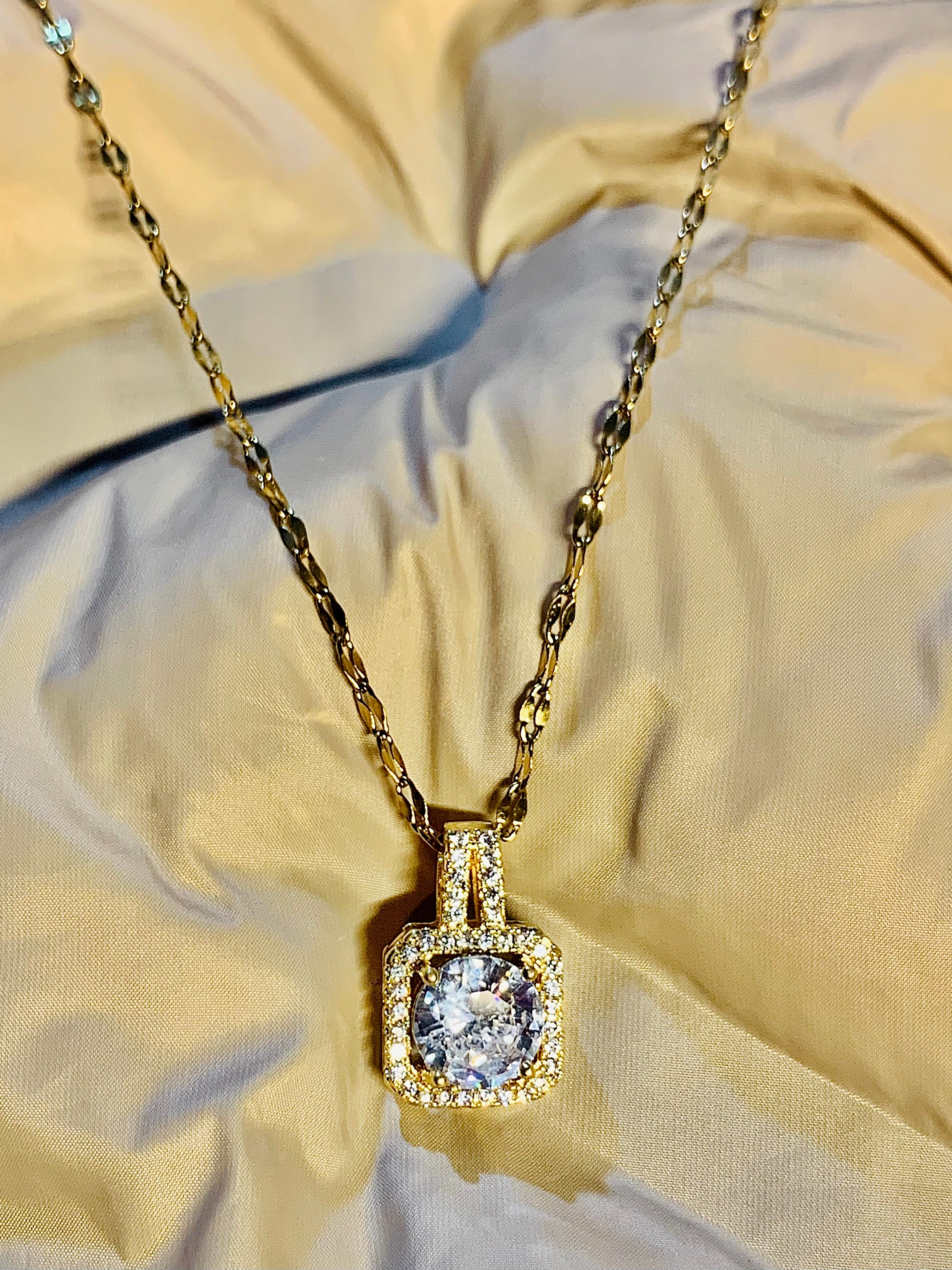 luxury nacklace for women