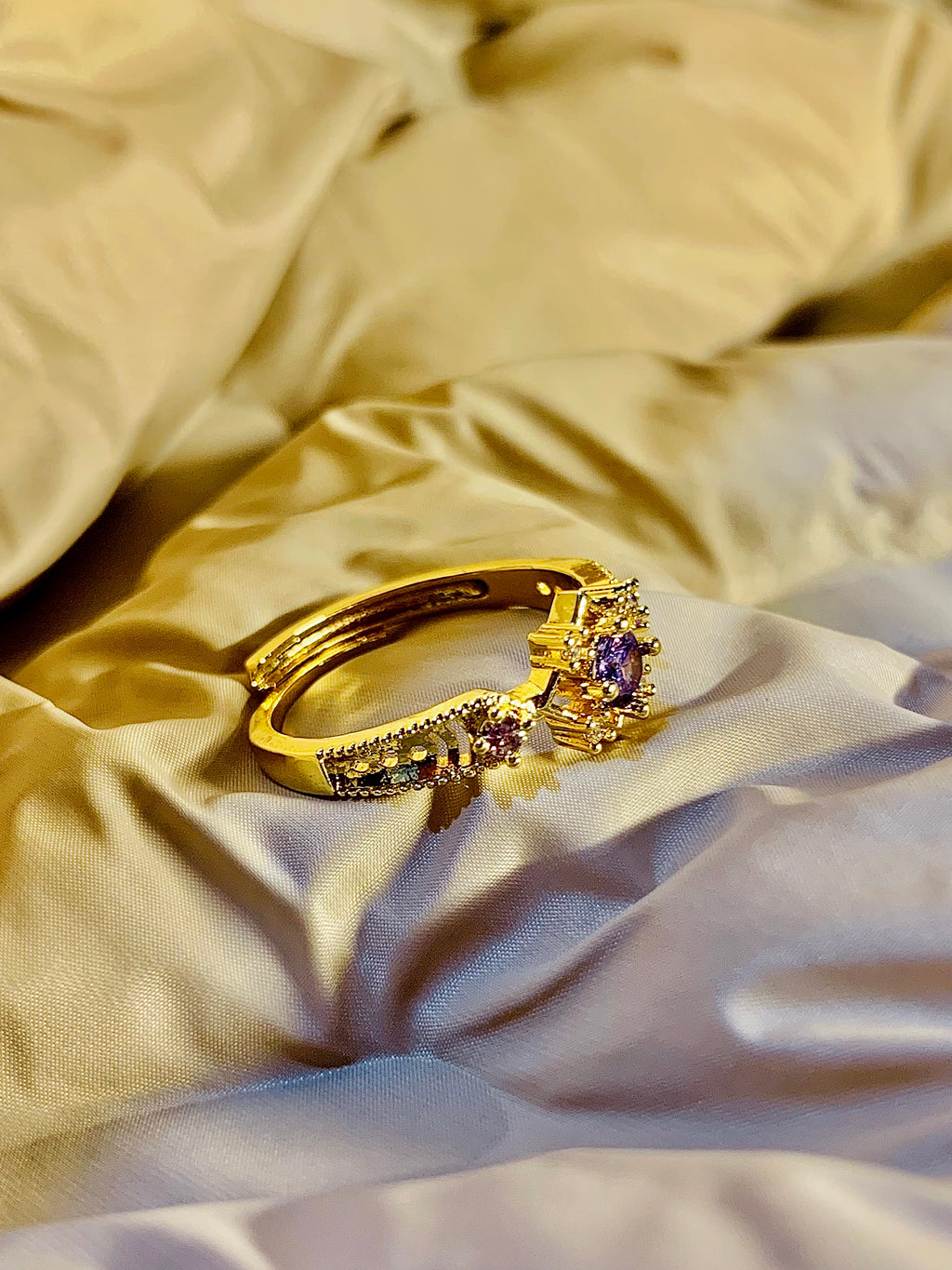 French Style Vintage White Olive Green Zircon Ring Women's Light Luxury High-end Finger Ring